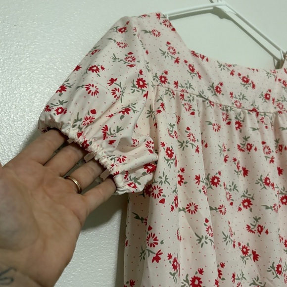 SHEIN Women’s Ivory & Red floral Square Neck Button Up Dress Size Small Mini - Picture 7 of 9